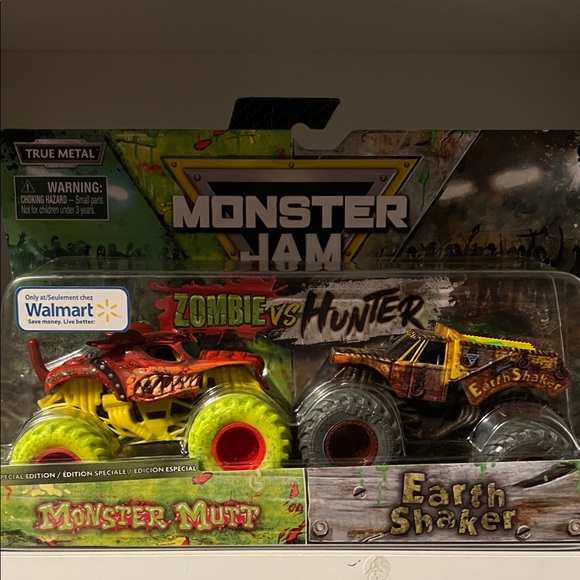 Monster Jam Other - Monster Jam - Monster Mutt VS. EarthShaker - Zombie VS. Hunter Series 1:64 Scale